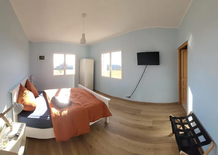 Alojamento de Acomodação e Pequeno-almoço Le Petit Tardonne 3*